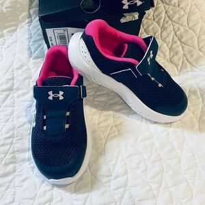 Under Armour Kids Navy and Hot Pink Hook-and-Loop Sneakers